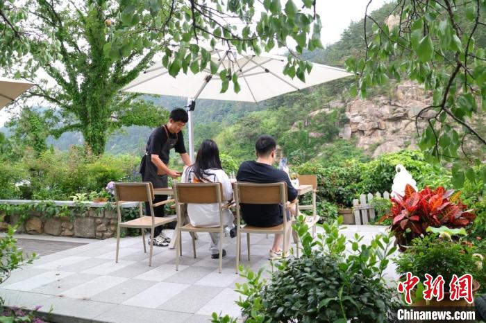 国庆假期去哪玩？快来崂山北宅街道，感受乡村咖啡馆的独特魅力