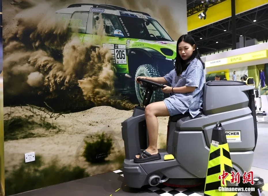 东西问|埃伯哈德·桑德施奈德:欧洲如何重塑对华认知?_东西问|埃伯哈德·桑德施奈德:欧洲如何重塑对华认知?_