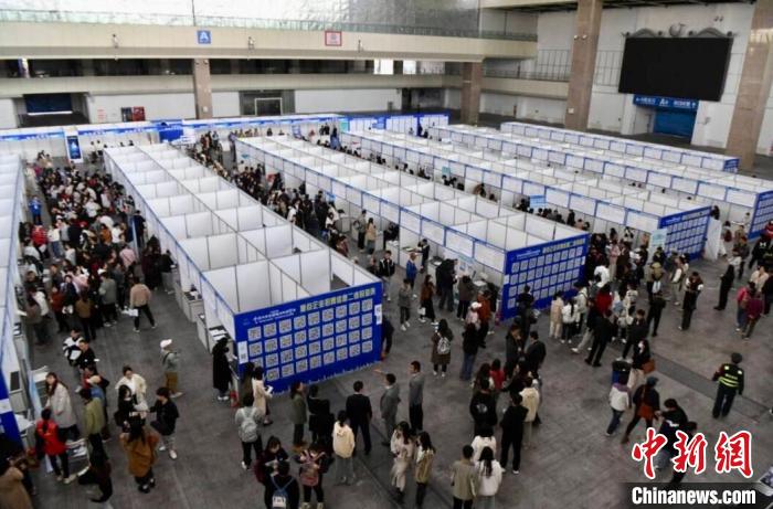 2024 年十万大学生留银川专项行动开启，就业攻坚战正式打响