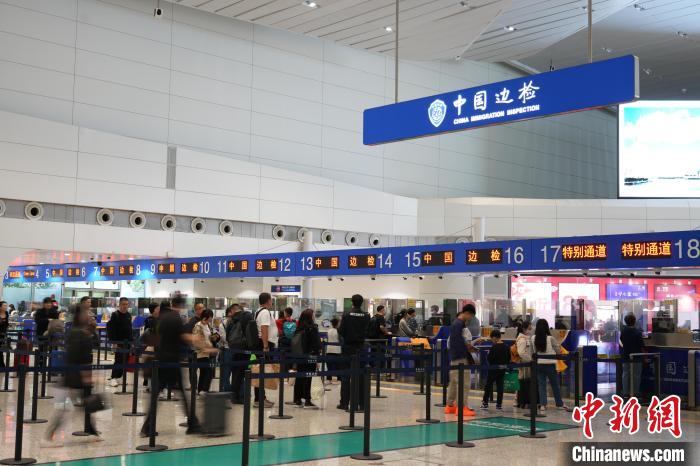 广交会即将开幕！广州边检总站下辖口岸客货两旺，你准备好了吗？