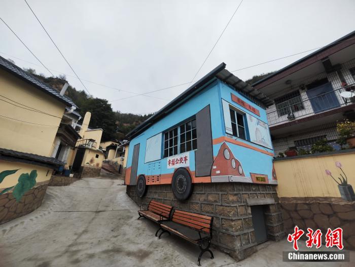 _延安登高楼中餐厅电话_延安高架的故事